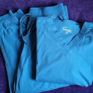 UA Butter-Soft Stretch scrub set size XL
